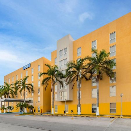 City Express By Marriott Ciudad Del Carmen Εξωτερικό φωτογραφία