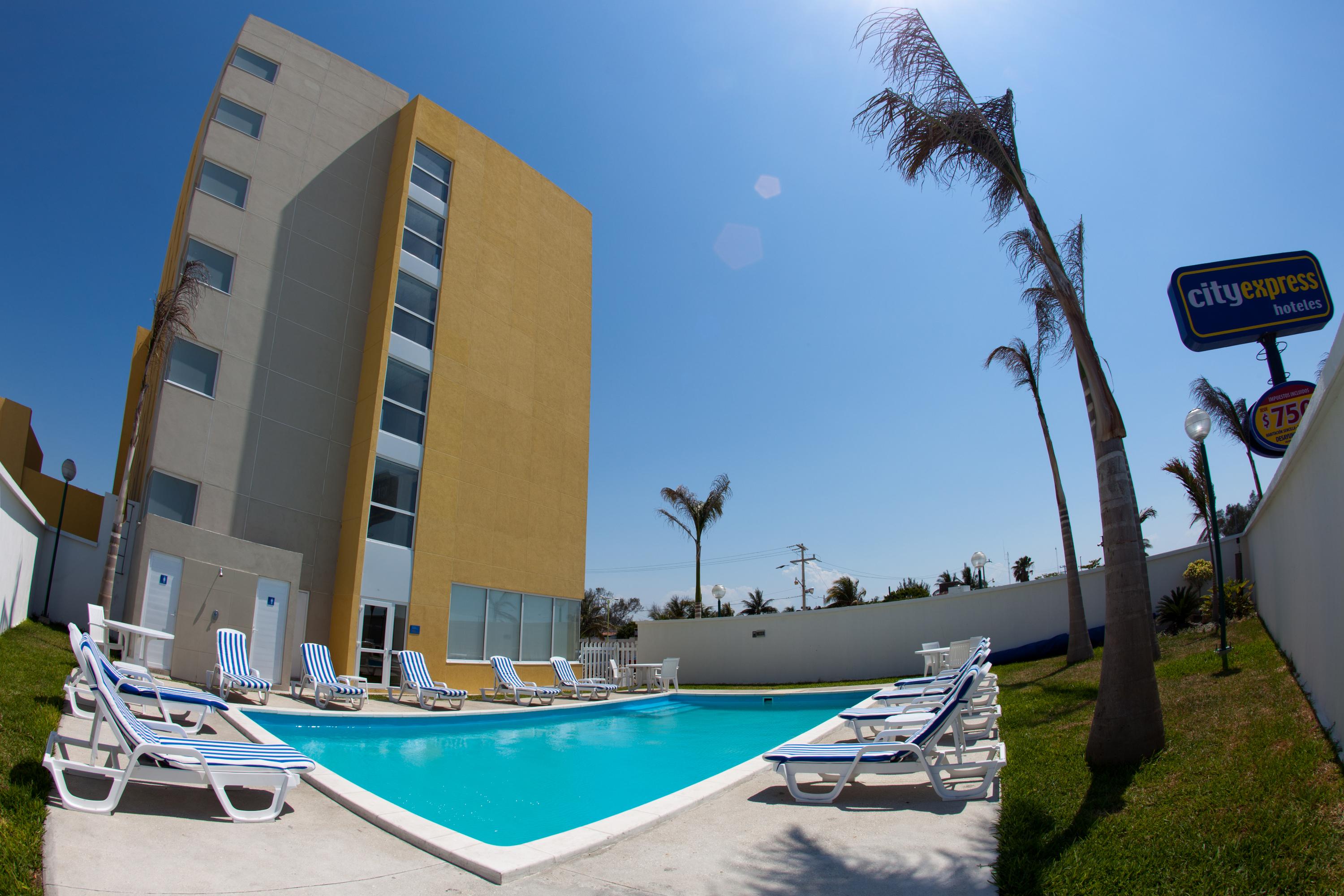 City Express By Marriott Ciudad Del Carmen Εξωτερικό φωτογραφία