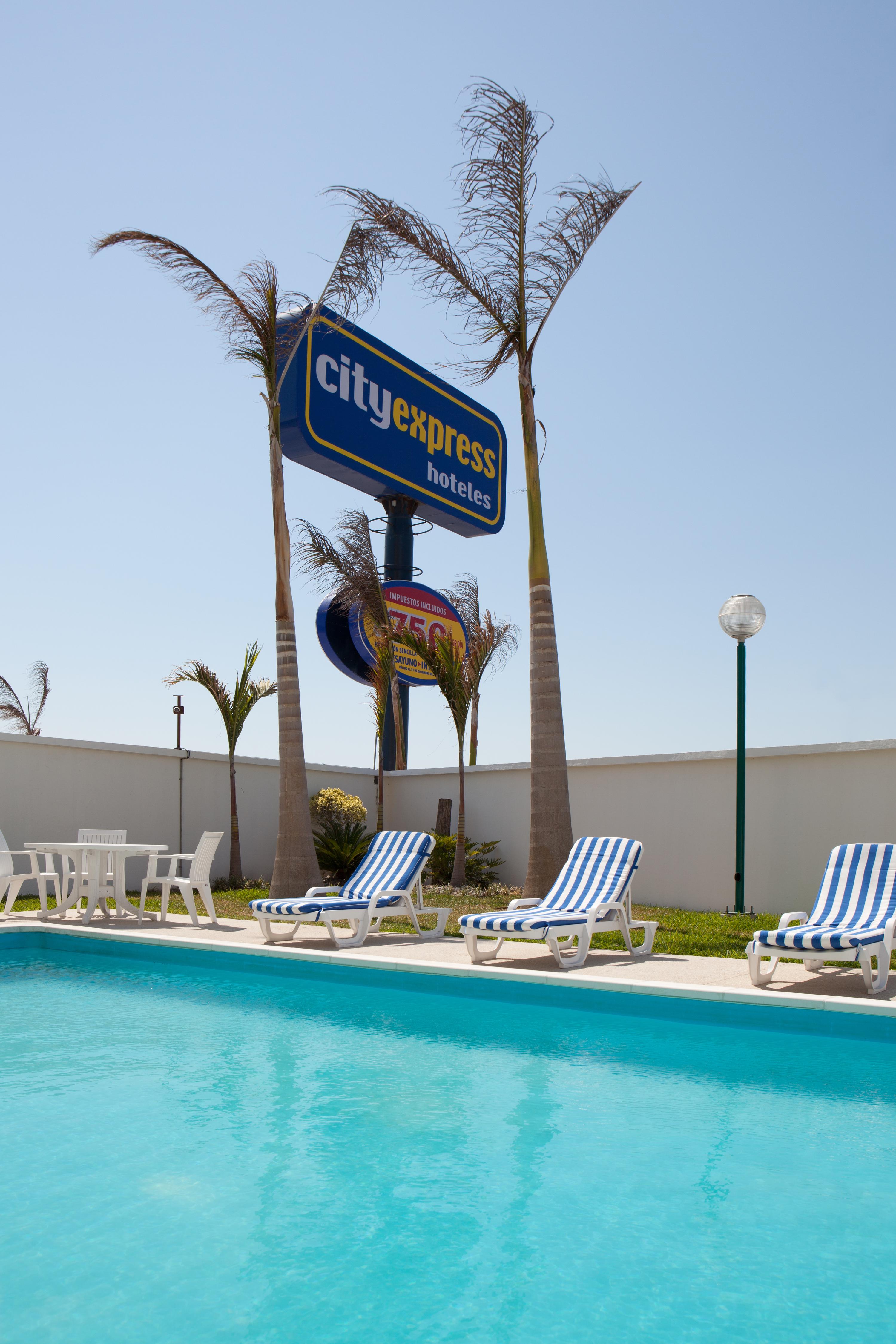 City Express By Marriott Ciudad Del Carmen Εξωτερικό φωτογραφία