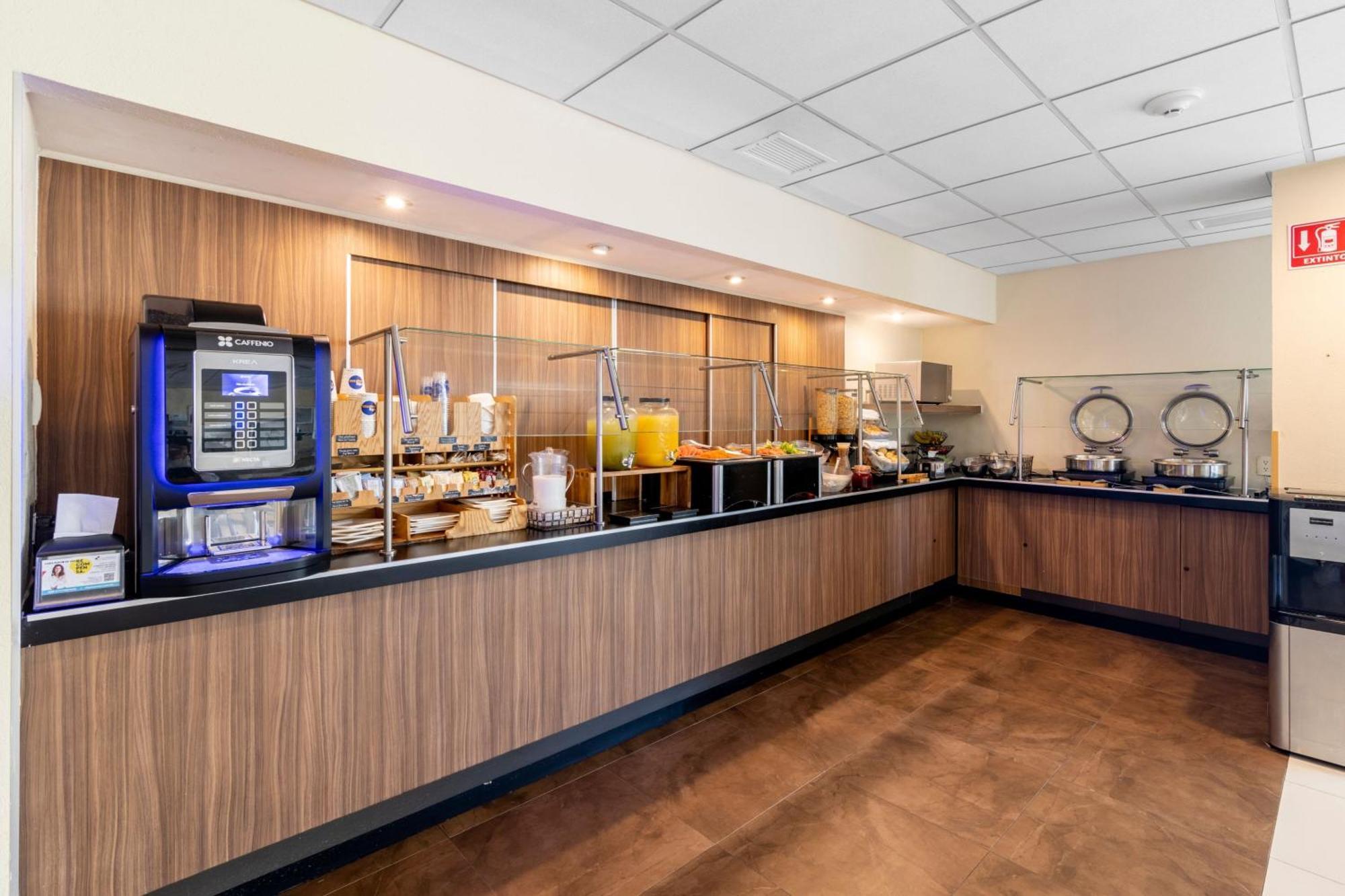City Express By Marriott Ciudad Del Carmen Εξωτερικό φωτογραφία