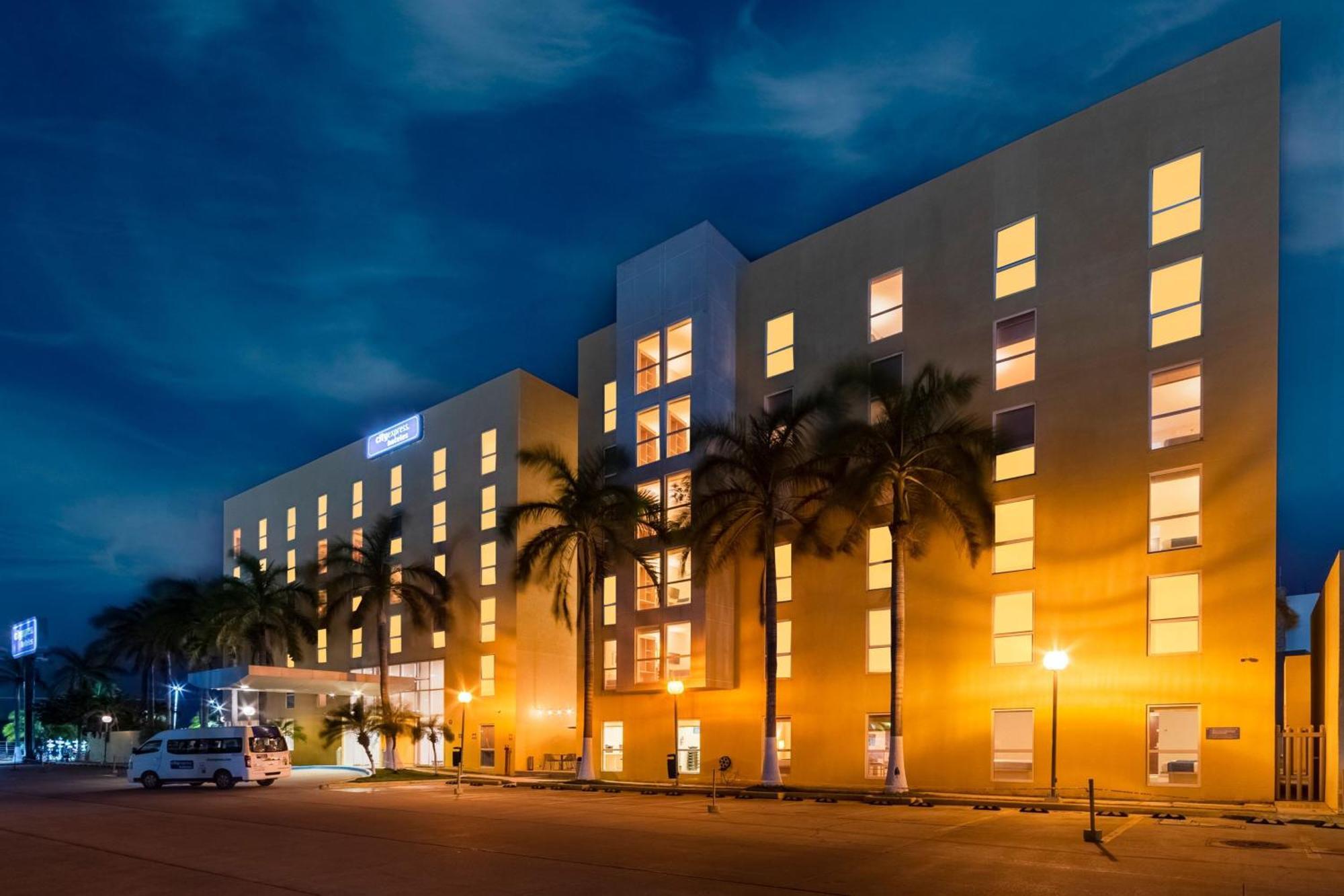City Express By Marriott Ciudad Del Carmen Εξωτερικό φωτογραφία